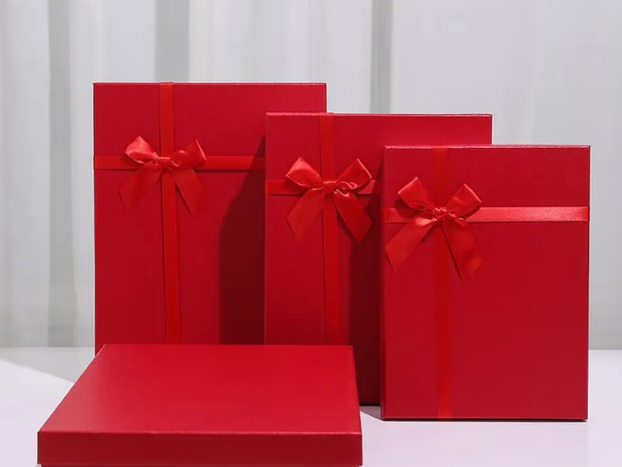 Custom Gift Boxes